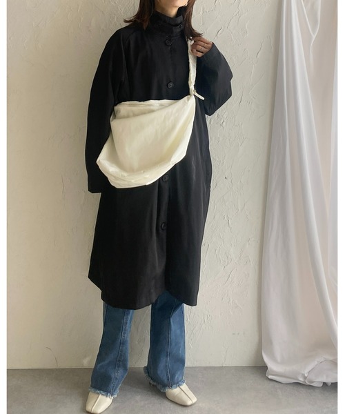 She's Closet（シーズクローゼット）の「2WAYミドル丈ラグランスリーブAラインスタンドカラーステンカラーコート（ステンカラーコート・レディース・ブラック/カーキ/ベージュ・FREE）」の12枚目の写真