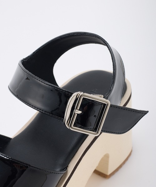 one after another NICE CLAUP（ワンアフターアナザーナイスクラップ）の「ライン厚底サンダル（サンダル・レディース・ブラック/ベージュ/アイボリー・SMALL/MEDIUM/LARGE）」の9枚目の写真