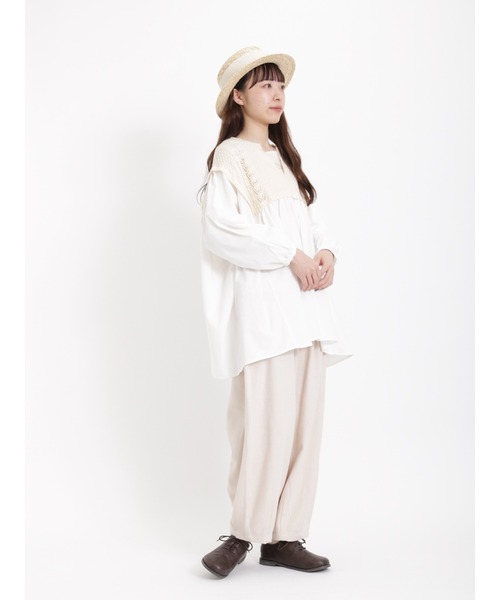 Samansa Mos2（サマンサ モスモス）の「裾タックパンツ（その他パンツ・レディース・キナリ/ブルー/カーキ/ダークブラウン・ﾌﾘ-）」の6枚目の写真