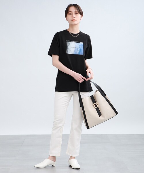 INDIVI(インディヴィ)の「【WORLD for the World】カラーアートTシャツ(Tシャツ/カットソー・レディース・ホワイト/ブラック/ライトベージュ・38/05/13)」の13枚目の写真