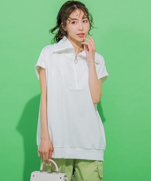 VICKY（ビッキー）の「【大人の旬コーデを仕上げる】フレンチスリーブのハーフZIP《手洗い可能》（Tシャツ/カットソー・レディース・ブラック/グレー/ブルー/ホワイト/グリーン・M）」の2枚目の写真