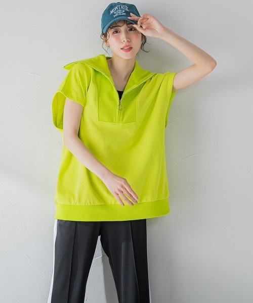 VICKY（ビッキー）の「【大人の旬コーデを仕上げる】フレンチスリーブのハーフZIP《手洗い可能》（Tシャツ/カットソー・レディース・ブラック/グレー/ブルー/ホワイト/グリーン・M）」の5枚目の写真