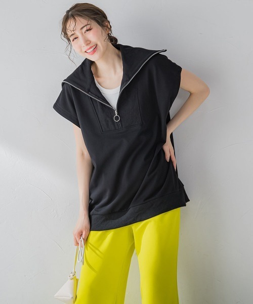 VICKY（ビッキー）の「【大人の旬コーデを仕上げる】フレンチスリーブのハーフZIP《手洗い可能》（Tシャツ/カットソー・レディース・ブラック/グレー/ブルー/ホワイト/グリーン・M）」の12枚目の写真