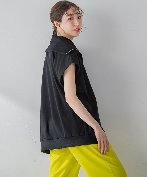 VICKY（ビッキー）の「【大人の旬コーデを仕上げる】フレンチスリーブのハーフZIP《手洗い可能》（Tシャツ/カットソー・レディース・ブラック/グレー/ブルー/ホワイト/グリーン・M）」の14枚目の写真