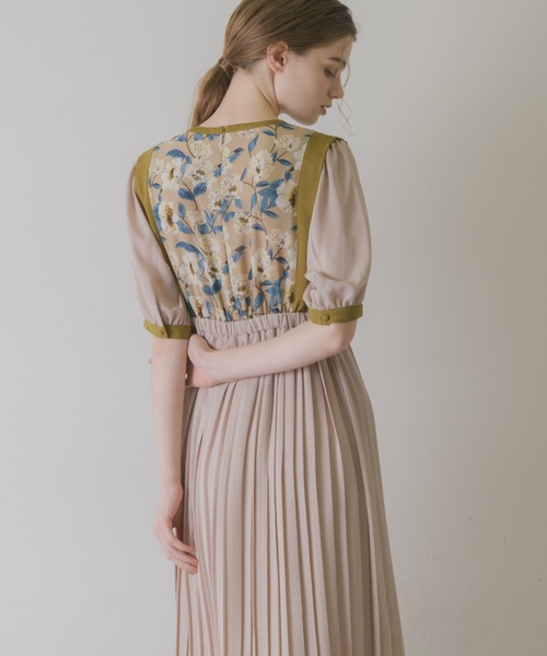 idem（イデム）の「flower vest docking onepiece/花柄ベスト切替半袖ワンピース（ワンピース・レディース・マスタード/ベージュ・FREE）」の13枚目の写真