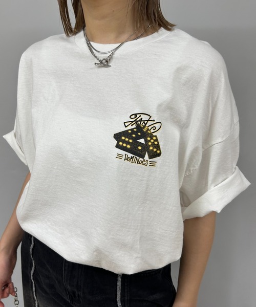 WHO'S WHO gallery（フーズフーギャラリー）の「COOPER FACTドミノフォトビッグTEE（Tシャツ/カットソー・レディース・ホワイト/チャコールグレー/ブラック・FREE）」の2枚目の写真