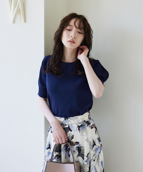 Andemiu(アンデミュウ)の「バックボタンパフニット961853(ニット/セーター・レディース・ネイビー/キャメル/グリーン/アイボリー・FREE)」の17枚目の写真