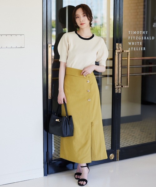 Andemiu(アンデミュウ)の「バックボタンパフニット961853(ニット/セーター・レディース・ネイビー/キャメル/グリーン/アイボリー・FREE)」の5枚目の写真