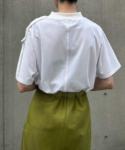 &g'aime(アンジェム)の「【&g’aime】ショルダーベルト半袖Tシャツ(Tシャツ/カットソー・レディース・ホワイト/グレイッシュベージュ/ブラック・FREE)」の16枚目の写真