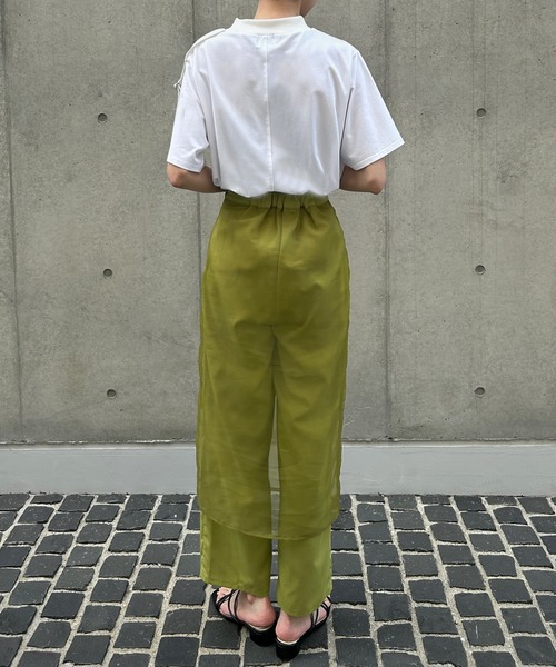 &g'aime(アンジェム)の「【&g’aime】ショルダーベルト半袖Tシャツ(Tシャツ/カットソー・レディース・ホワイト/グレイッシュベージュ/ブラック・FREE)」の20枚目の写真
