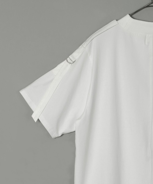 &g'aime(アンジェム)の「【&g’aime】ショルダーベルト半袖Tシャツ(Tシャツ/カットソー・レディース・ホワイト/グレイッシュベージュ/ブラック・FREE)」の10枚目の写真