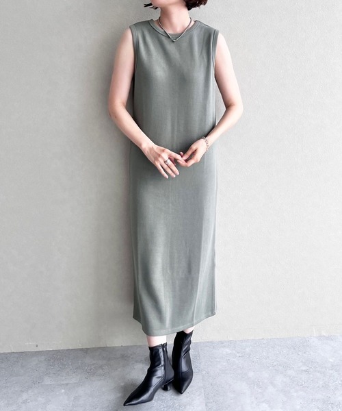 LOWRYS FARM(ローリーズファーム)の「カットノースリーブワンピース 967252(ワンピース・レディース・チャコールグレー/ブラック/カーキ/アイボリー・FREE)」の14枚目の写真