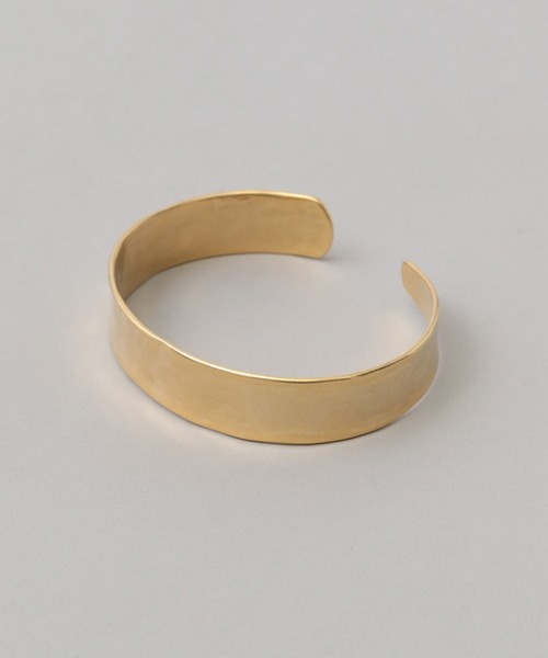 A part by（アパートバイ）の「プレートバングル（バングル/リストバンド・レディース・Silver/GOLD ・FREE）」の7枚目の写真