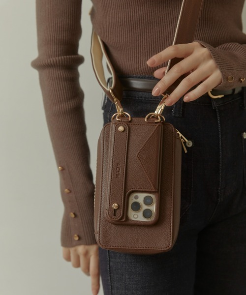 ACYM（アシーム）の「All in one pouch バッグ（ショルダーバッグ・レディース・ブラウン/ブラック/ベージュ・FREE）」の11枚目の写真