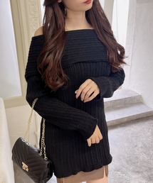オフショルオーバーニット