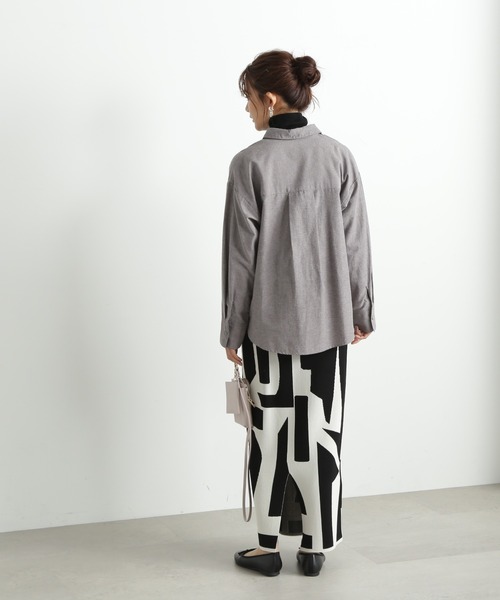 N.(N. Natural Beauty Basic)(エヌエヌナチュラルビューティーベーシック)の「◆ピンタックシャツ(シャツ/ブラウス・レディース・ブルー/オフホワイト/ブラック・MEDIUM)」の15枚目の写真