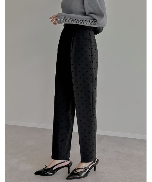 Re:EDIT（リエディ）の「[累計販売枚数1.1万枚突破][オケージョン セレモニー][低身長/高身長/大きいサイズ有]フロッキードットカットツイルテーパードパンツ（その他パンツ・レディース・ブラック/ブラック系その他/グレー・MEDIUM/LARGE/X-LARGE/SMALL/SHORT/TALL）」の20枚目の写真