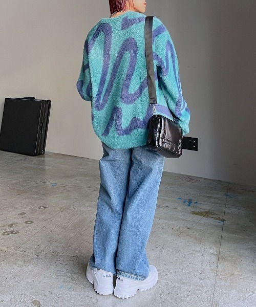 PAGEBOY(ページボーイ)の「ペイントアートシャギープルオーバー(ニット/セーター・レディース・オフホワイト/ターコイズブルー/ブラック・FREE)」の16枚目の写真