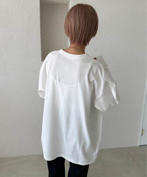 apres jour mignon(アプレジュールミニョン)の「レイヤードTシャツ【ZOZOTOWN限定アイテム】(Tシャツ/カットソー・レディース・オフホワイト/ブラック・X-LARGE/フリー)」の6枚目の写真
