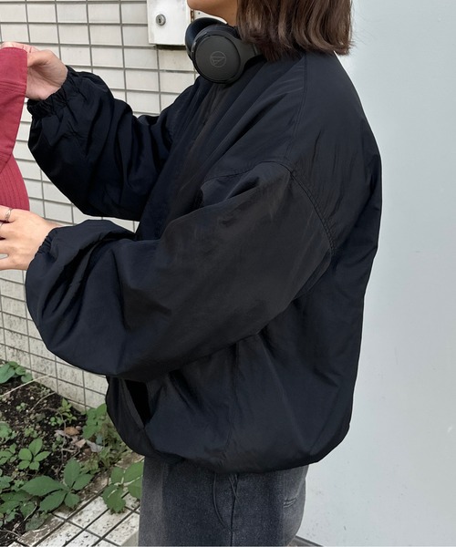 kutir（クティール）の「【M,L2サイズ展開】裏フリースナイロンブルゾン（ブルゾン・レディース・スモークグレー/アイボリー/ブラック・MEDIUM/LARGE）」の11枚目の写真