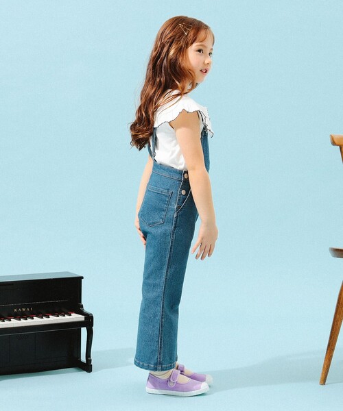 B:MING by BEAMS(ビーミングバイビームス)の「B:MING by BEAMS / デニム フレア サロペット(100~140cm)(サロペット/オーバーオール・キッズ・インディゴブルー/ライトブルー・110/100/140/130/120)」の12枚目の写真