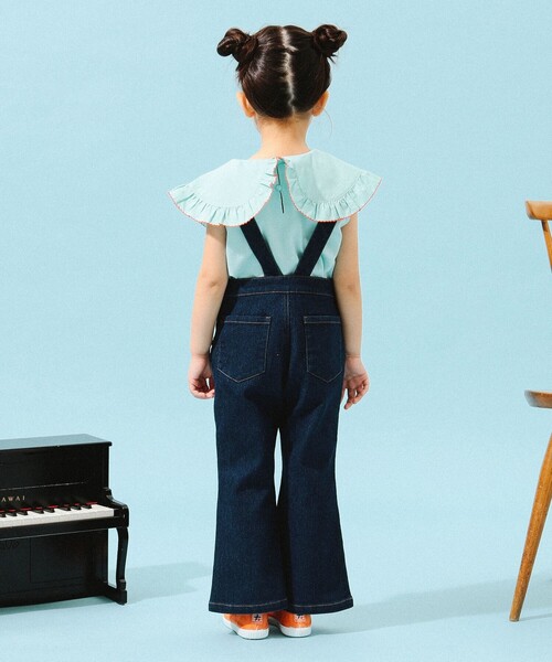 B:MING by BEAMS(ビーミングバイビームス)の「B:MING by BEAMS / デニム フレア サロペット(100~140cm)(サロペット/オーバーオール・キッズ・インディゴブルー/ライトブルー・110/100/140/130/120)」の15枚目の写真