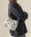 .KOM�i�h�b�g�R���j�́u�w.KOM/�h�b�g�P�[�I�[�G���x���{���f�U�C�����U�[���C�N�V�����_�[�o�b�O�yY�z�yCN�z�i�V�����_�[�o�b�O�j�v�b�V���o�[
