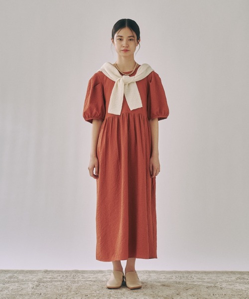 moi tytto(モイテュット)の「ハイウエスト切替えパフワンピース(ワンピース・レディース・ナチュラル/ブラウン/ベージュ/オレンジ/グリーン/ブラック・FREE/SMALL)」の12枚目の写真