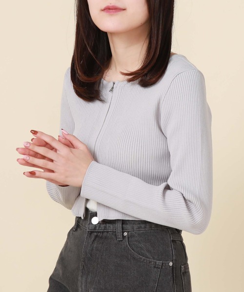 archives(アルシーヴ)の「Wジップコンパクトリブニット(ニット/セーター・レディース・イエロー/オレンジ/アイボリー/ブラック/グレー/ブルー・MEDIUM)」の8枚目の写真