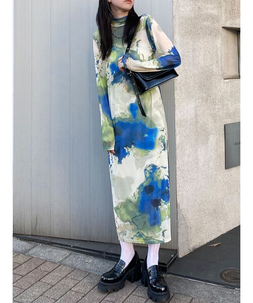 MURUA（ムルーア）の「ニュアンスパターンセミシアーワンピース（ワンピース・レディース・オレンジ/グレー/ブルー・FREE）」の3枚目の写真