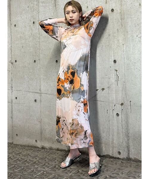 MURUA（ムルーア）の「ニュアンスパターンセミシアーワンピース（ワンピース・レディース・オレンジ/グレー/ブルー・FREE）」の14枚目の写真