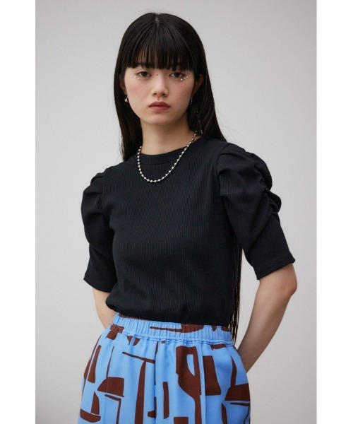 AZUL by moussy(アズールバイマウジー)の「パフスリーブギャザートップス(Tシャツ/カットソー・レディース・オレンジ/オフホワイト/グレー/ブラック・SMALL/MEDIUM)」の16枚目の写真