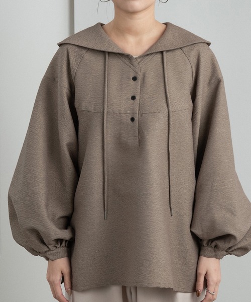 lawgy(ラウジー)の「accent button collar raglan tops / アクセントボタンカラーラグラントップス(Tシャツ/カットソー・レディース・ホワイト系その他/ベージュ系その他・FREE)」の9枚目の写真