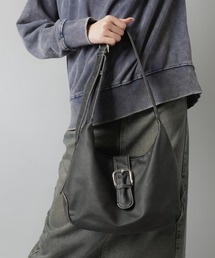 SPINNS（スピンズ）の「ヴィンテージ加工 バックルショルダーバッグ（ショルダーバッグ）」