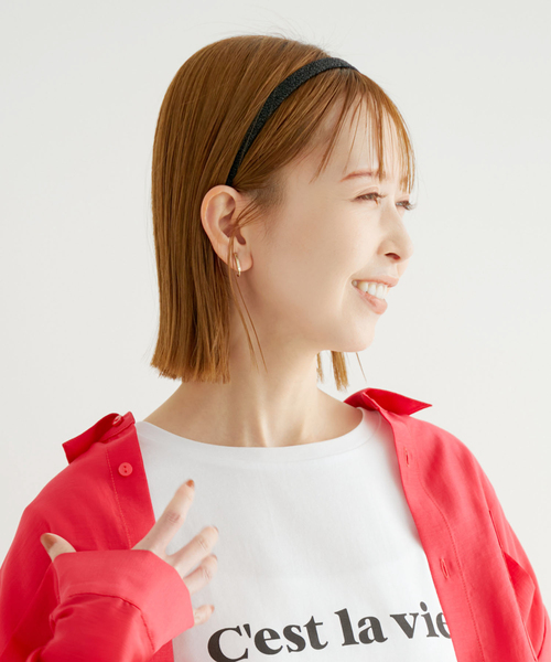 ROPE' PICNIC（ロペピクニック）の「ラメスリムカチューシャ（カチューシャ・レディース・ブラック/ゴールド・FREE）」の2枚目の写真