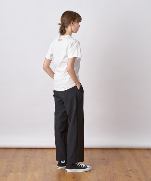 ALLUMER(アリュメール)の「40/2ジャージオーセンティックTシャツ(Tシャツ/カットソー・レディース・ブラック/ネイビー/ホワイト・1)」の12枚目の写真