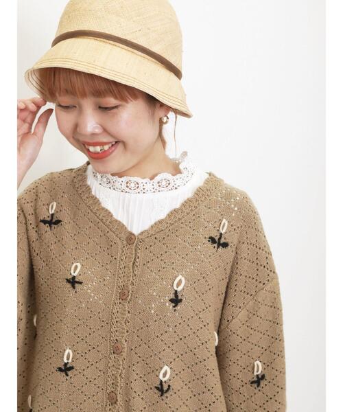 Samansa Mos2（サマンサ モスモス）の「お花モチーフVネック