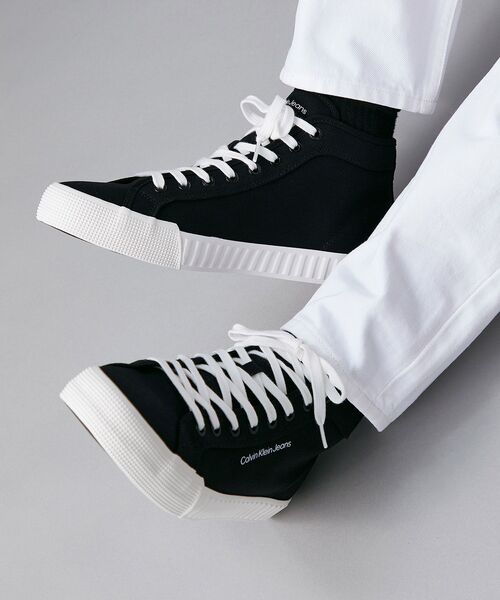 Calvin Klein（カルバン・クライン）の「スケーターバルカナイズ ミッドカット スニーカー（スニーカー・メンズ・ブラック・42/43/40/41）」の2枚目の写真