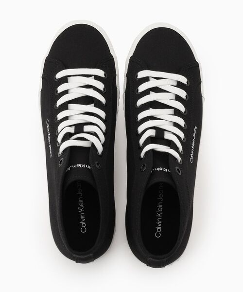 Calvin Klein（カルバン・クライン）の「スケーターバルカナイズ ミッドカット スニーカー（スニーカー・メンズ・ブラック・42/43/40/41）」の4枚目の写真