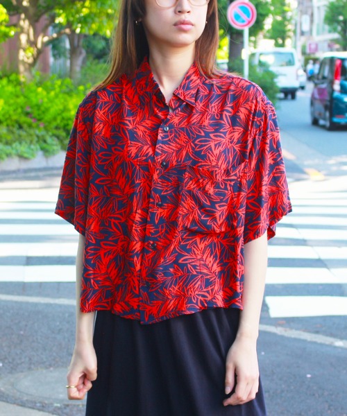 C.E.L.STORE(セルストア)の「KHAKI JUNGLE / カーキジャングル PRINTED SAFARI SHIRTS プリントサファリモチーフシャツ(シャツ/ブラウス・メンズ・マスタード/ブルー/オレンジ・MEDIUM/LARGE/X-SMALL)」の3枚目の写真