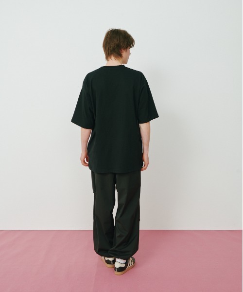KACCO(カッコ)の「《ユニセックスアイテム》HEAVY WEIGHT BIG T-SHIRTS / 刺繍入りヘビーウェイトビックTシャツ(Tシャツ/カットソー・メンズ・ホワイト/ネイビー/ブラック・LARGE/MEDIUM/SMALL)」の13枚目の写真