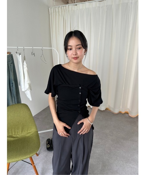 HANNE(アン)の「ビスチェセットワンショルダーTEE(Tシャツ/カットソー・レディース・ホワイト/ブラック・FREE)」の8枚目の写真