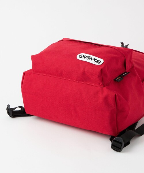 OUTDOOR PRODUCTS（アウトドアプロダクツ）の「＜OUTDOOR PRODUCTS＞デイパック M 15.4L / キッズ（バックパック/リュック・キッズ・レッド/ブラック/コバルトブルー・FREE）」の9枚目の写真