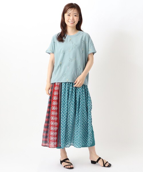 one'sterrace(ワンズテラス)の「刺繍フレンチスリーブプルオーバー フローラバード(Tシャツ/カットソー・レディース・グレー系その他7/アイボリー系8/ブルー系その他7・00)」の6枚目の写真