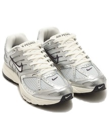 NIKE（ナイキ）の「NIKE W AIR PEGASUS 2005 / ナイキ ウィメンズ エア ズーム ペガサス 2005 【SP】（スニーカー）」