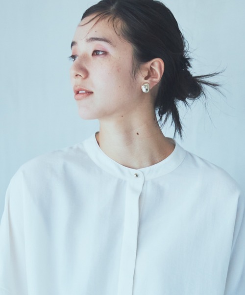 THE SHOP TK (ザ ショップ ティーケー )の「◆【再登場/魅せる体型カバー服/洗える】ボイルドルマンブラウス(シャツ/ブラウス・レディース・オフホワイト/イエロー系その他/ブラウン系その他/ブラック系その他3・12/13)」の13枚目の写真