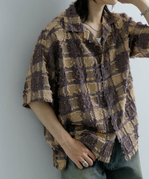 SENSE OF PLACE by URBAN RESEARCH（センスオブプレイスバイアーバンリサーチ）の「フリンジオープンカラーシャツ(5分袖)（シャツ/ブラウス・メンズ・パープル/アイボリー/ブラック・LARGE/MEDIUM）」の3枚目の写真