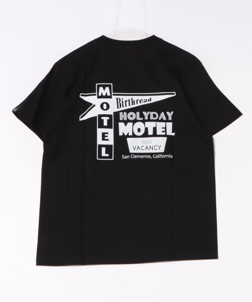 Import & Select(インポートアンドセレクト)の「【BIRTHREAD】SHOPシリーズ "Motel" バックプリント ショートスリーブTEE(Tシャツ/カットソー・メンズ・ブラック/ホワイト/グレー・2/3)」の11枚目の写真