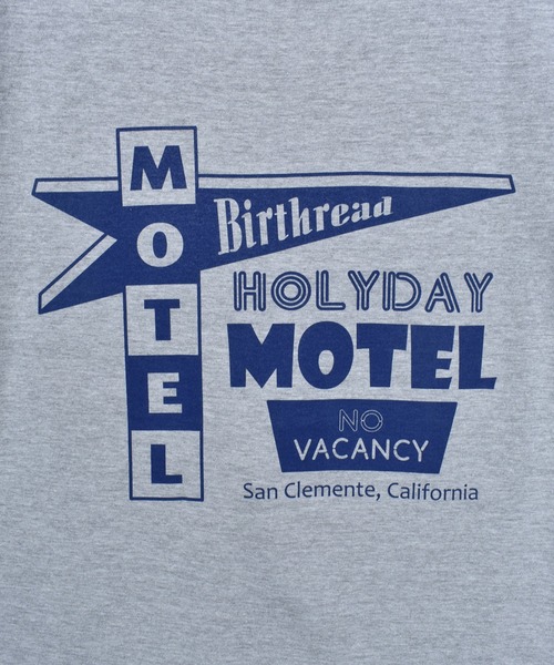 Import & Select(インポートアンドセレクト)の「【BIRTHREAD】SHOPシリーズ "Motel" バックプリント ショートスリーブTEE(Tシャツ/カットソー・メンズ・ブラック/ホワイト/グレー・2/3)」の9枚目の写真