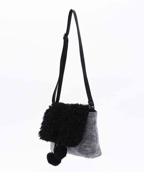 HAKKA KIDS（ハッカキッズ）の「モヘアボンボン付ポシェット（ハンドバッグ・キッズ・グレー/キナリ・FREE）」の8枚目の写真